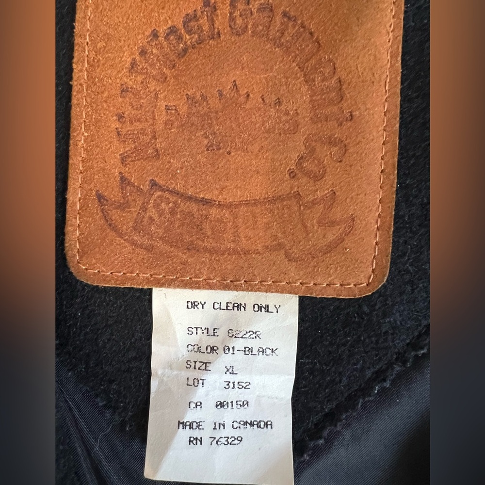Midwest Garment Company Western Wool Cropped Blazer - Picture 9 of 12
